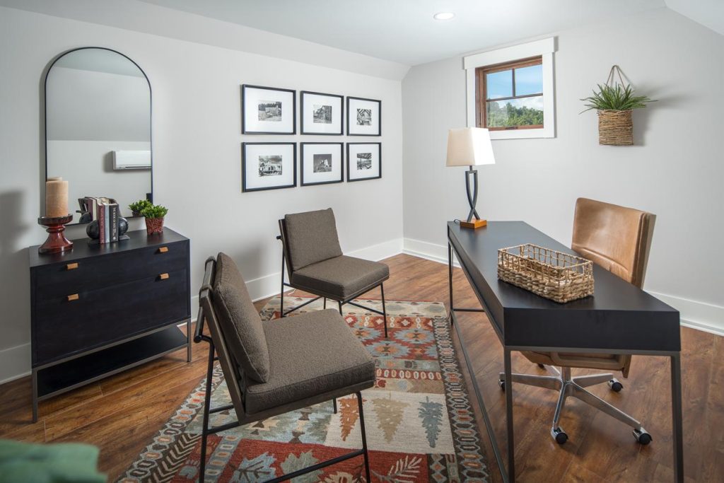 office furniture for mountain setting
